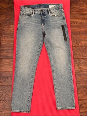 Banana Republic Light Blue Straight-Leg Men’s Jeans